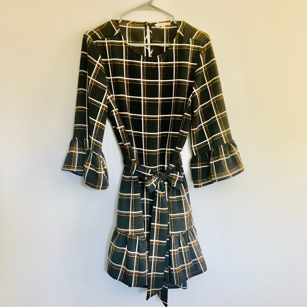 Le Lis  Dress/Tunic with Ruffled Plaid Pattern